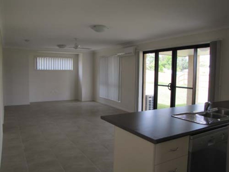 4 Beatle Parade, Calliope QLD 4680