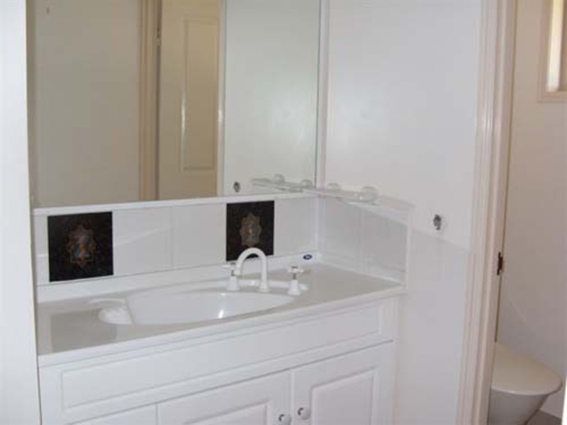 20 Dedekind Avenue, Benaraby QLD 4680