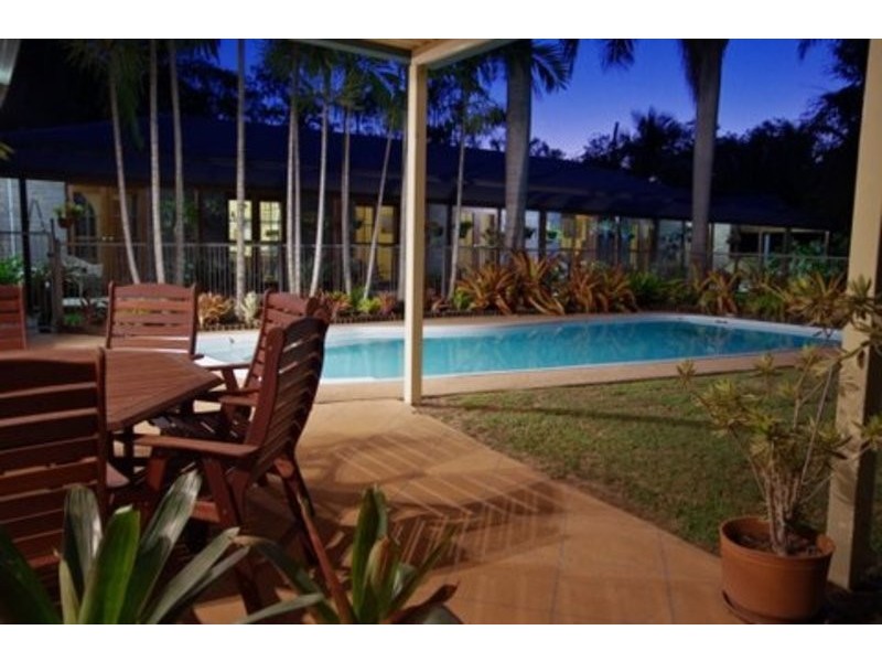 15 Helen Crescent, Wurdong Heights QLD 4680