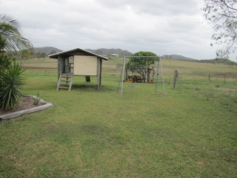 637 The Narrows Road, Mount Larcom QLD 4695