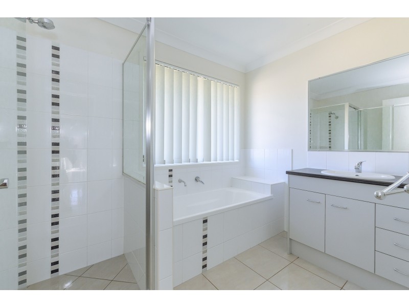 25 Woodward Avenue, Calliope QLD 4680