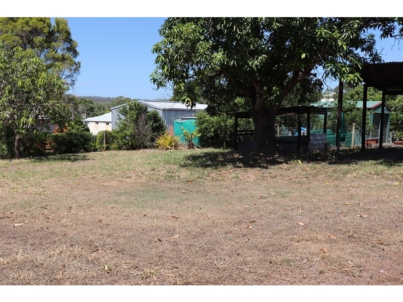 34 Balfour Street, Mount Larcom QLD 4695