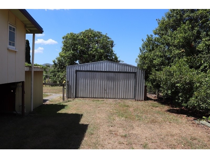 34 Balfour Street, Mount Larcom QLD 4695