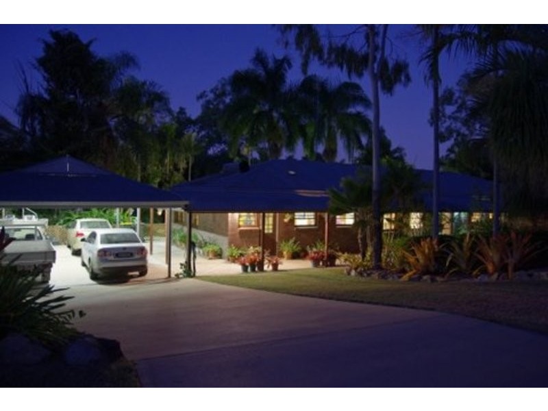 15 Helen Crescent, Wurdong Heights QLD 4680