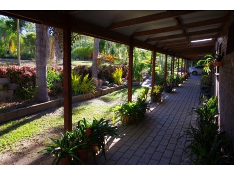 15 Helen Crescent, Wurdong Heights QLD 4680