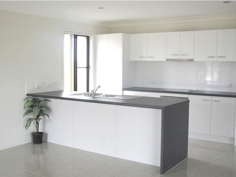 4 Woodward Avenue, Calliope QLD 4680