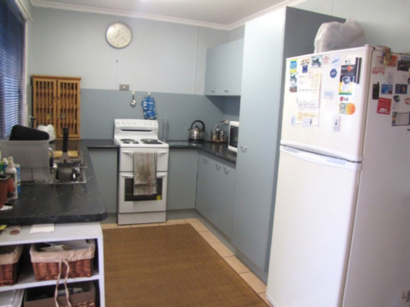 11 Kylee Crescent, Calliope QLD 4680