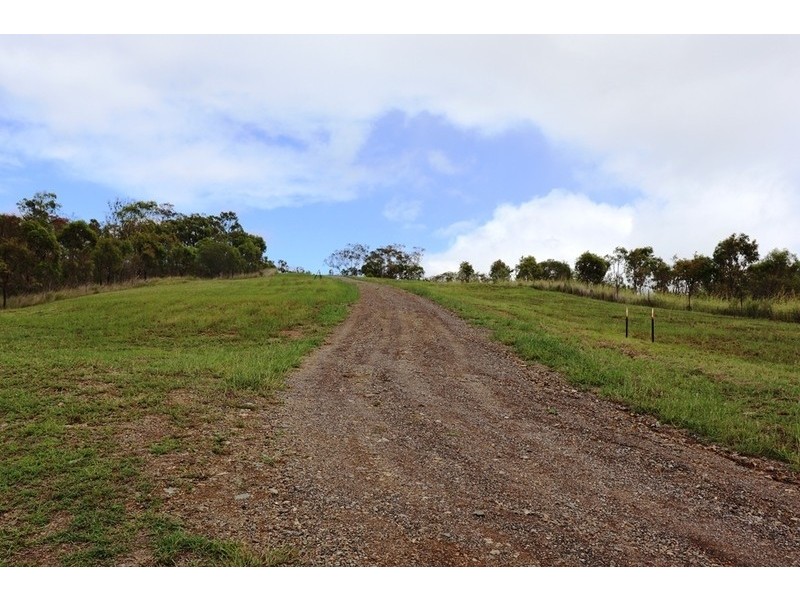 92 Meyer Road, O’connell QLD 4680