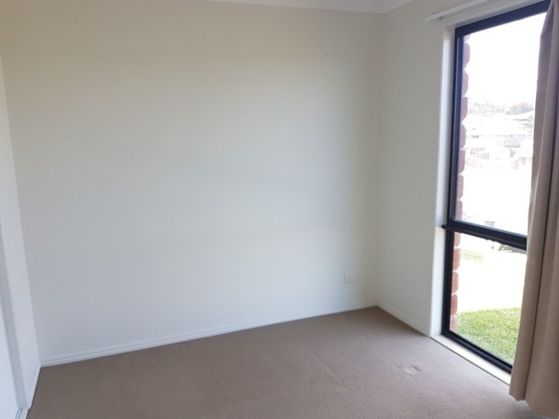 6 Beatle Parade, Calliope QLD 4680