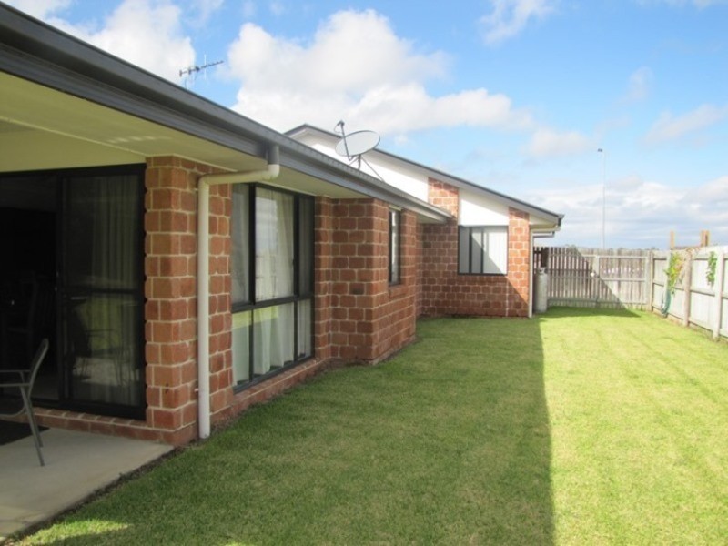 6 Beatle Parade, Calliope QLD 4680