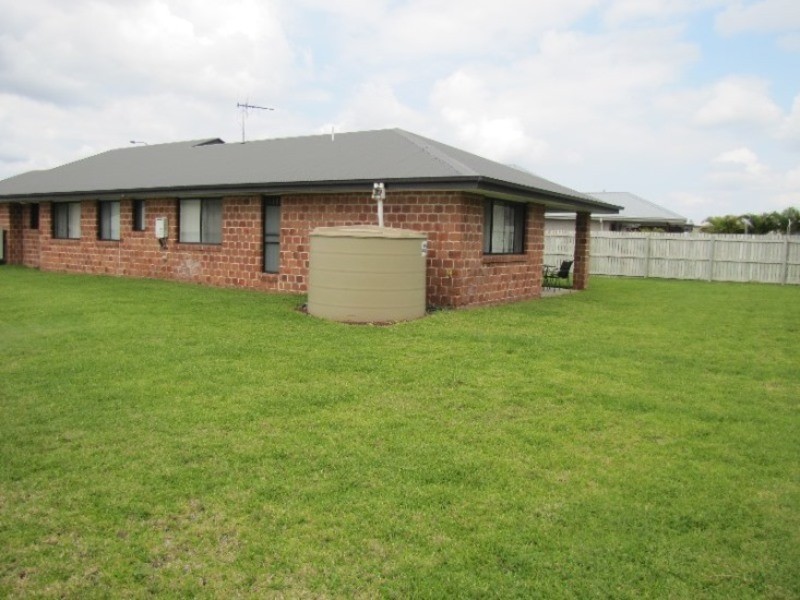 6 Beatle Parade, Calliope QLD 4680