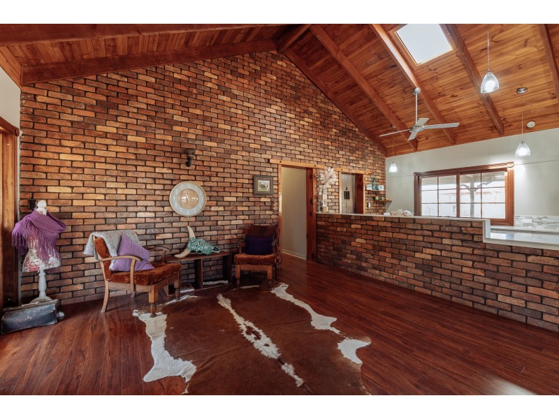 27 Bloomfield Street, Calliope QLD 4680