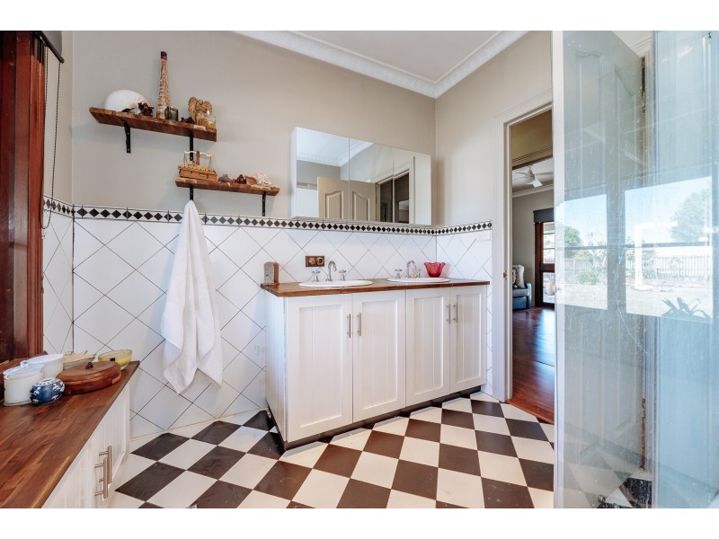 27 Bloomfield Street, Calliope QLD 4680