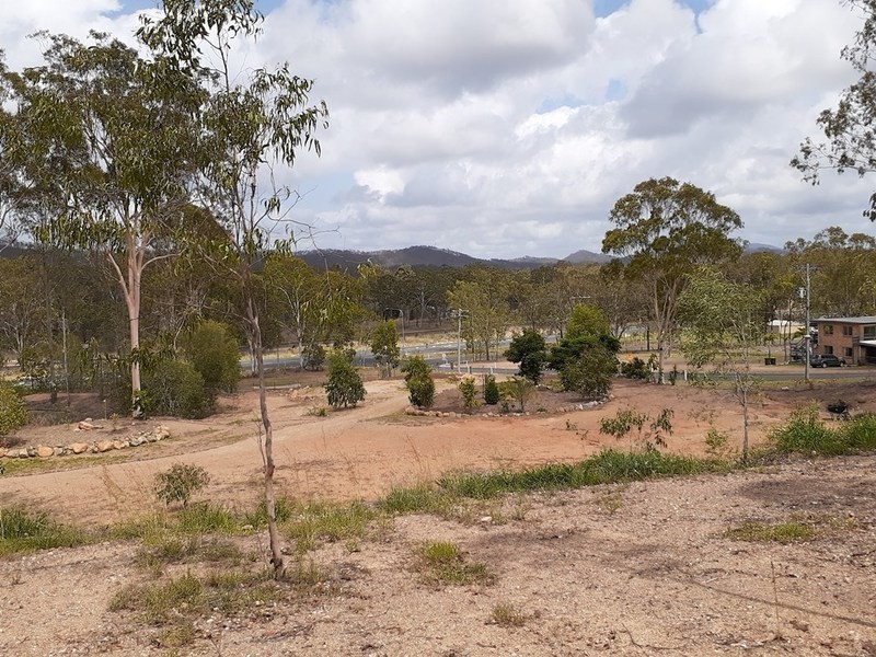 8 Haddock Drive, Burua QLD 4680