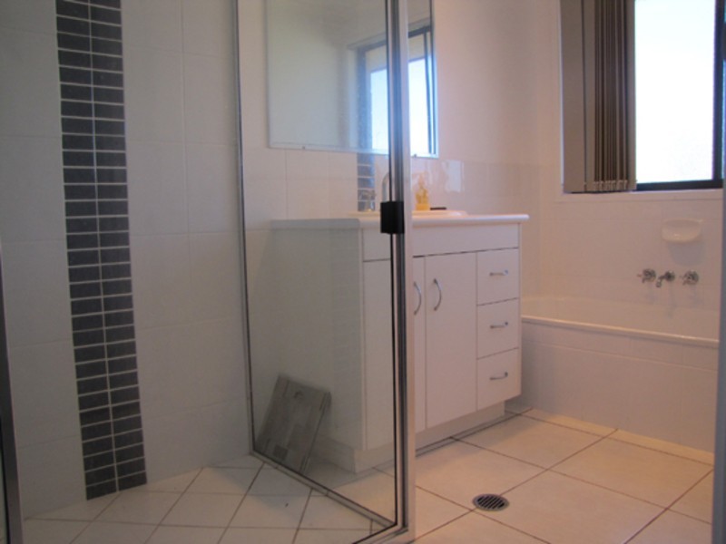 12 Hawkesbury Road, Calliope QLD 4680