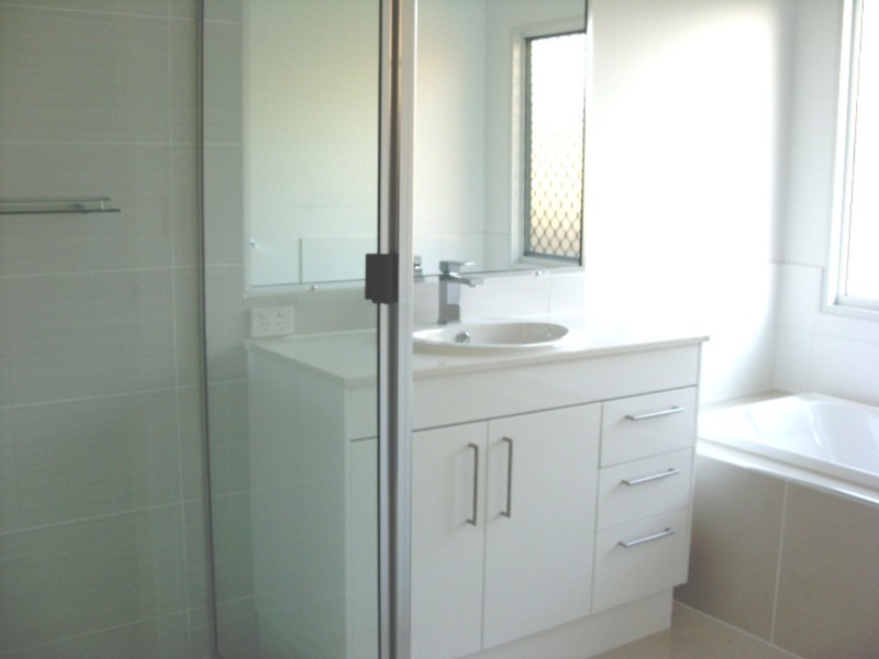 29 Bauhinia Street, Boyne Island QLD 4680