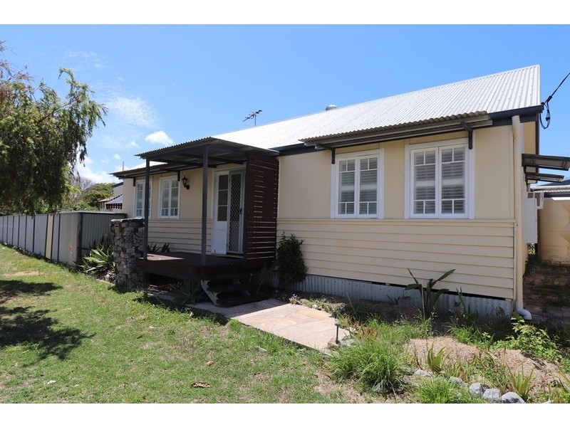 6 Sutherland Street, Calliope QLD 4680