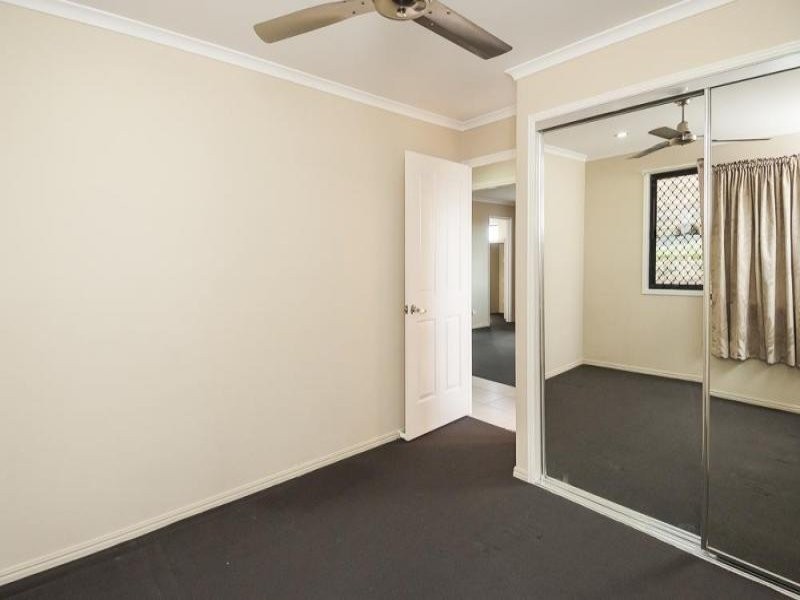 8 Koowin Drive, Kirkwood QLD 4680