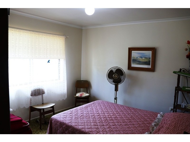 14 King George Street, Mount Larcom QLD 4695