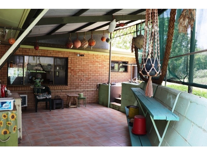 14 King George Street, Mount Larcom QLD 4695