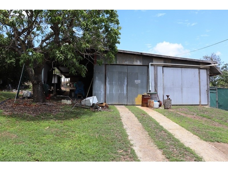 14 King George Street, Mount Larcom QLD 4695