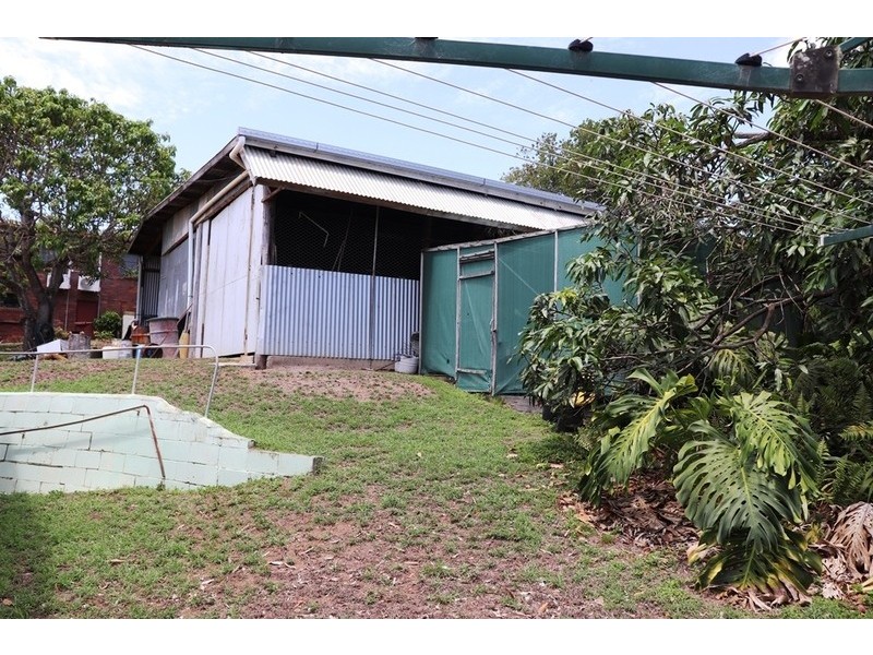 14 King George Street, Mount Larcom QLD 4695