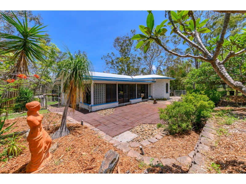 237 Haddock Drive, Burua QLD 4680