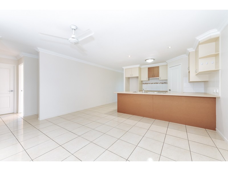 11 Eugenie Court, Glen Eden QLD 4680