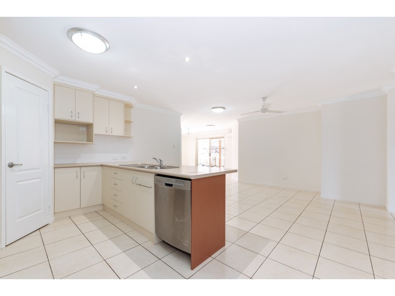 11 Eugenie Court, Glen Eden QLD 4680