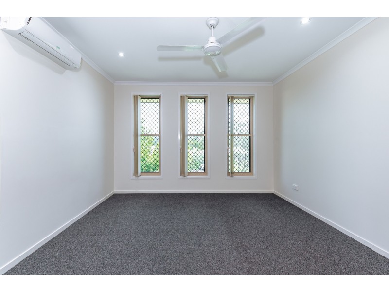 11 Eugenie Court, Glen Eden QLD 4680
