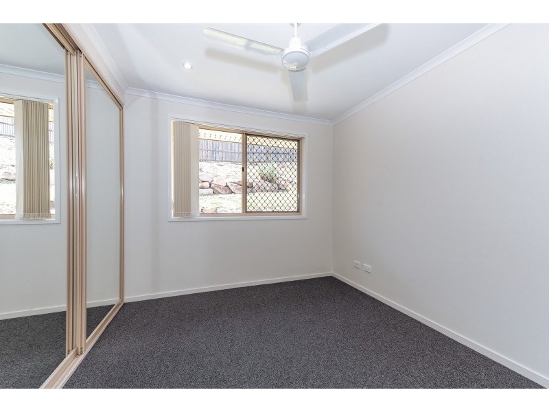 11 Eugenie Court, Glen Eden QLD 4680
