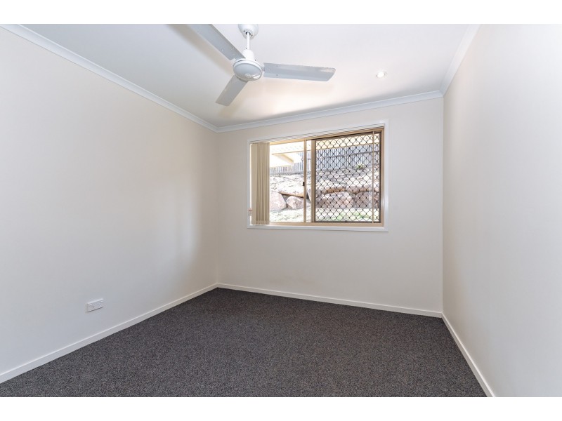 11 Eugenie Court, Glen Eden QLD 4680
