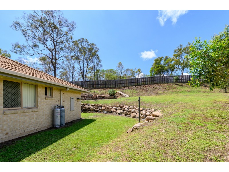 11 Eugenie Court, Glen Eden QLD 4680