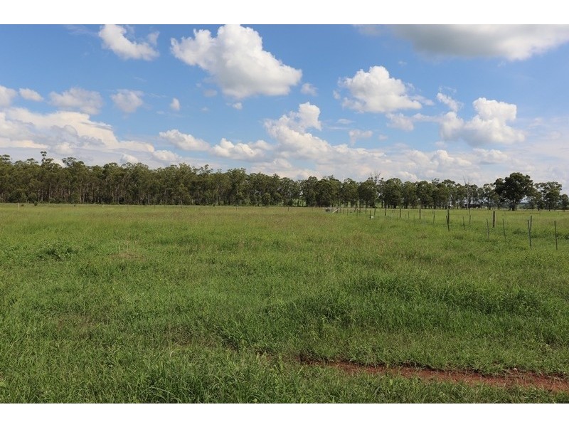 119 Dunnetts Road, Bracewell QLD 4695