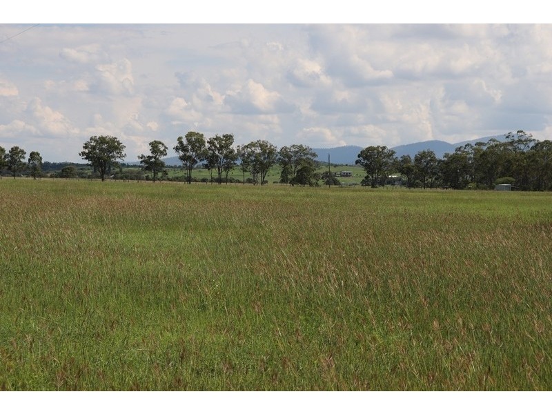 119 Dunnetts Road, Bracewell QLD 4695