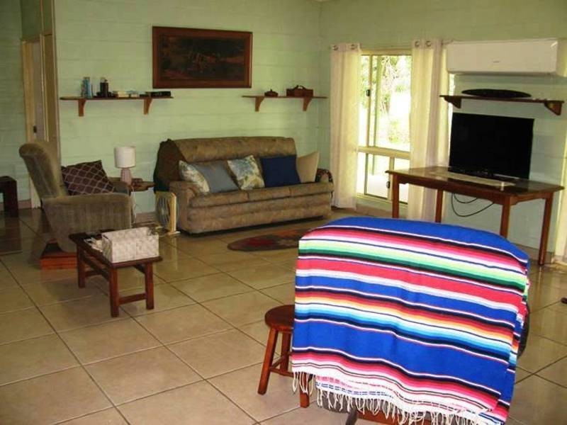 6 Larson Street, Miriam Vale QLD 4677