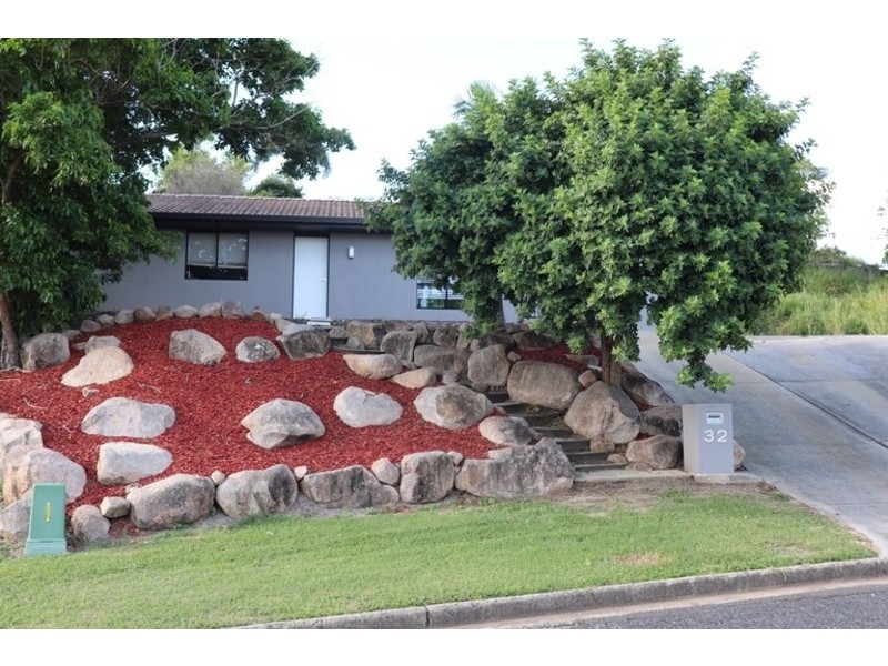 32 Kylee Crescent, Calliope QLD 4680
