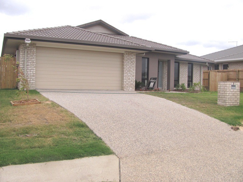 3 Woodward Avenue, Calliope QLD 4680