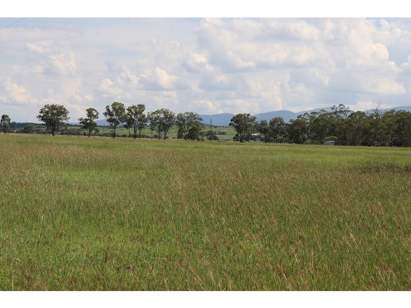 119 Dunnetts Road, Bracewell QLD 4695