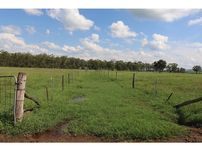 119 Dunnetts Road, Bracewell QLD 4695