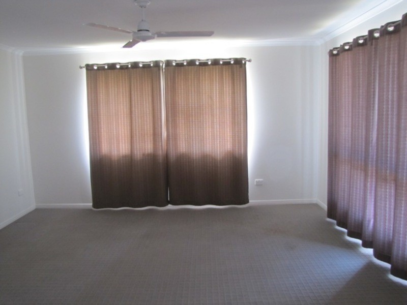 10 Sunpoint Way, Calliope QLD 4680