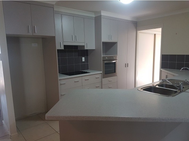 17 Sun Court, Calliope QLD 4680