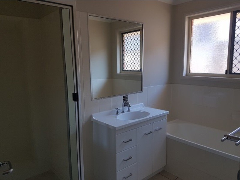 17 Sun Court, Calliope QLD 4680