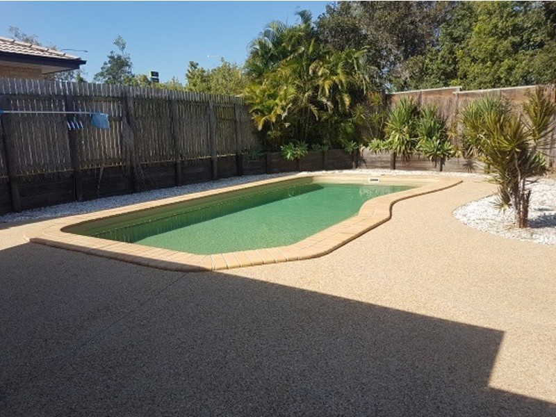 17 Sun Court, Calliope QLD 4680