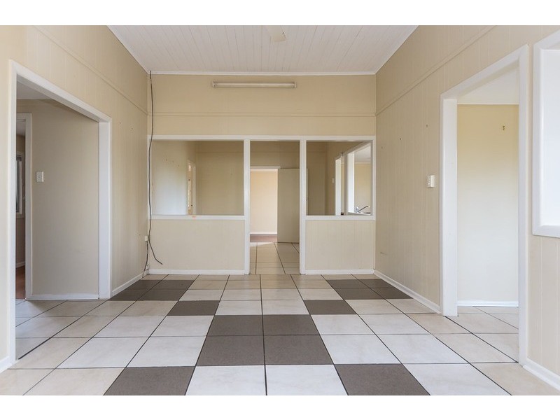 15 Langmorn Street, Raglan QLD 4697