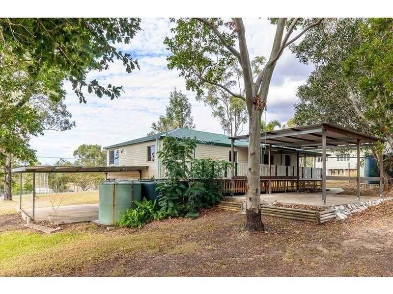 15 Langmorn Street, Raglan QLD 4697