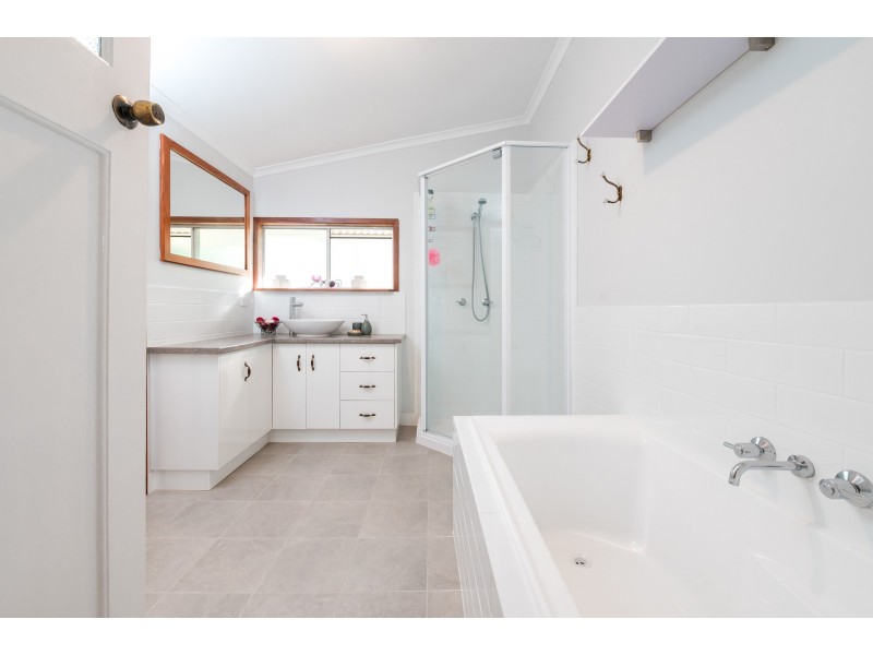 389 Taragoola Road, Calliope QLD 4680