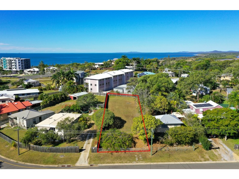21 Beach Avenue, Tannum Sands QLD 4680