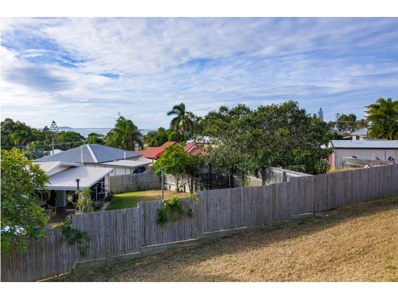 21 Beach Avenue, Tannum Sands QLD 4680