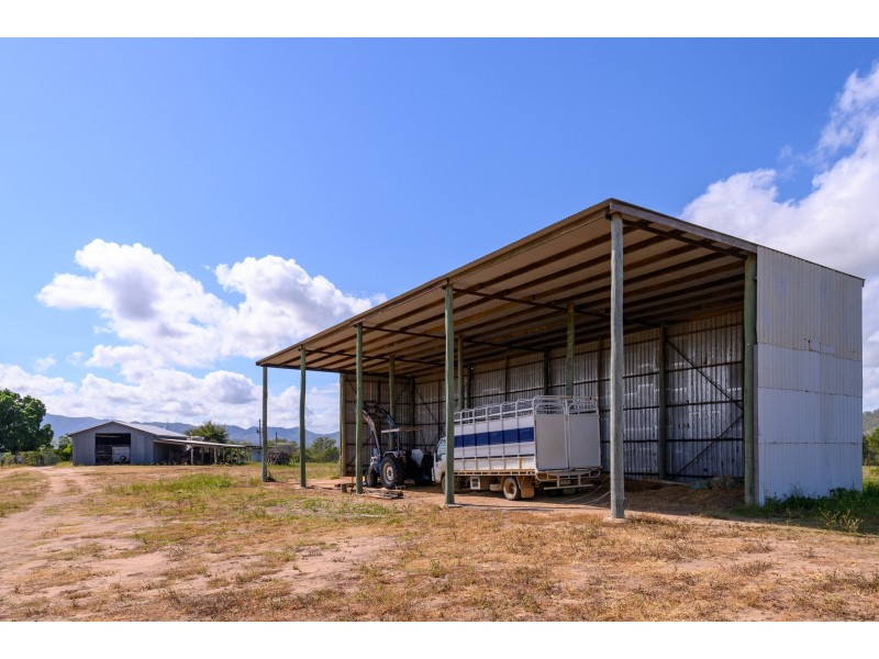 176 Mount Hector Road, Boyne Valley QLD 4680